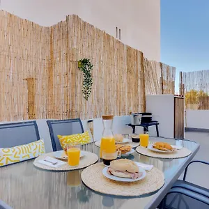  Hébergement de vacances Faro: Casa Trevo Com Terraco Bbq Portugal