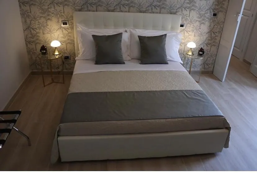 Calefati Gallery Luxury Apartment Bari