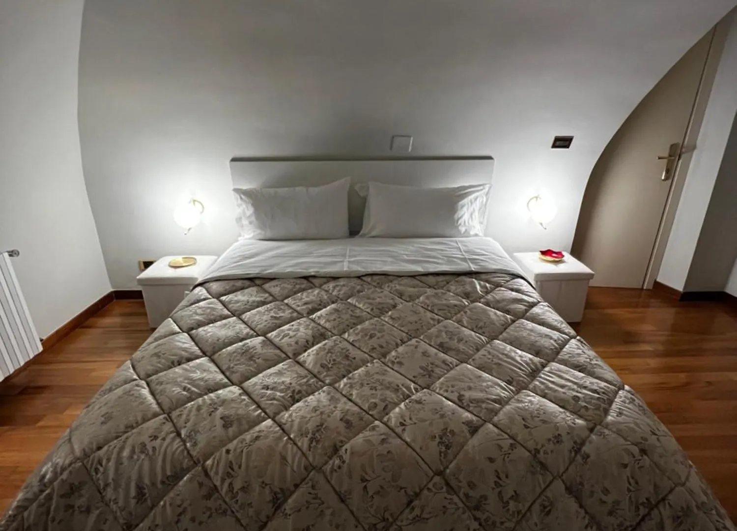 Calefati Gallery Luxury Apartment Bari 0*,