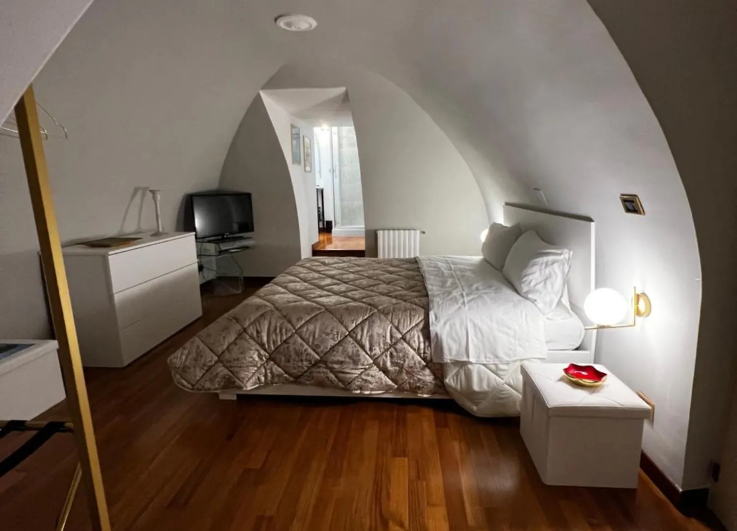 Calefati Gallery Luxury Apartment Bari 0*,